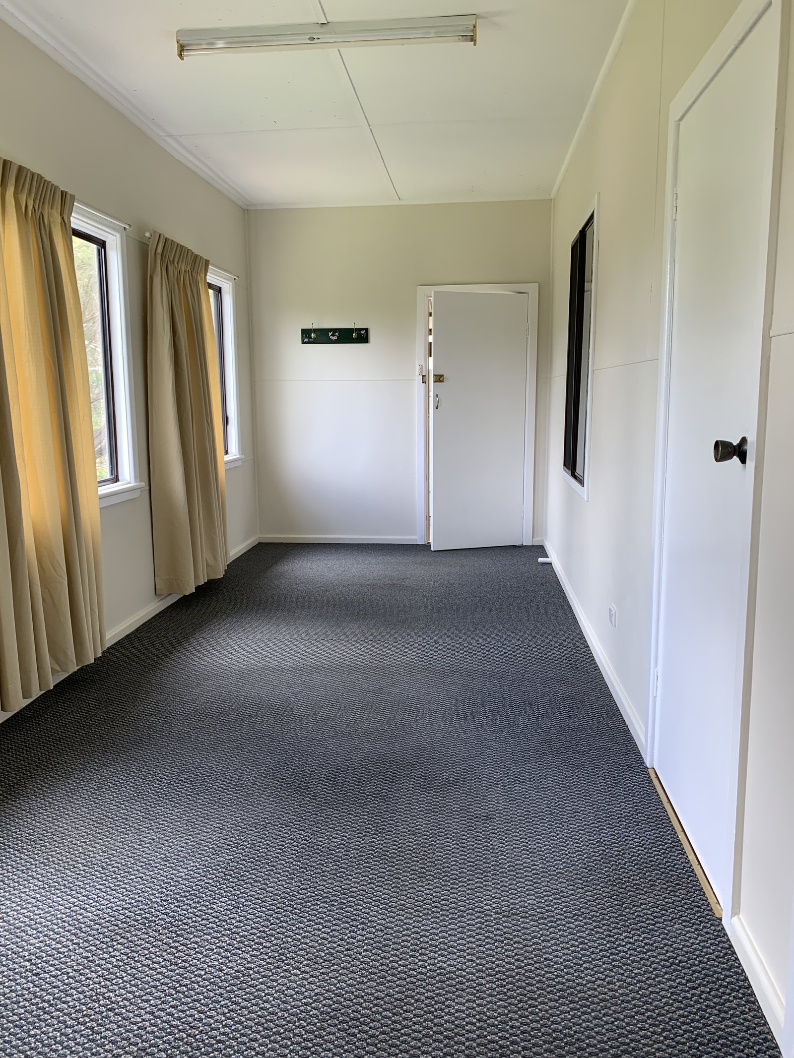 30 Tom Street SOUTH GUNDAGAI 8