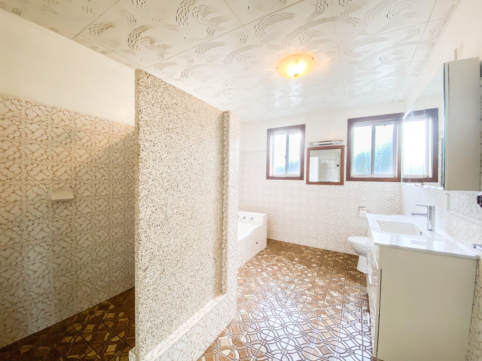 30 Tomaree Rd  SHOAL BAY 10