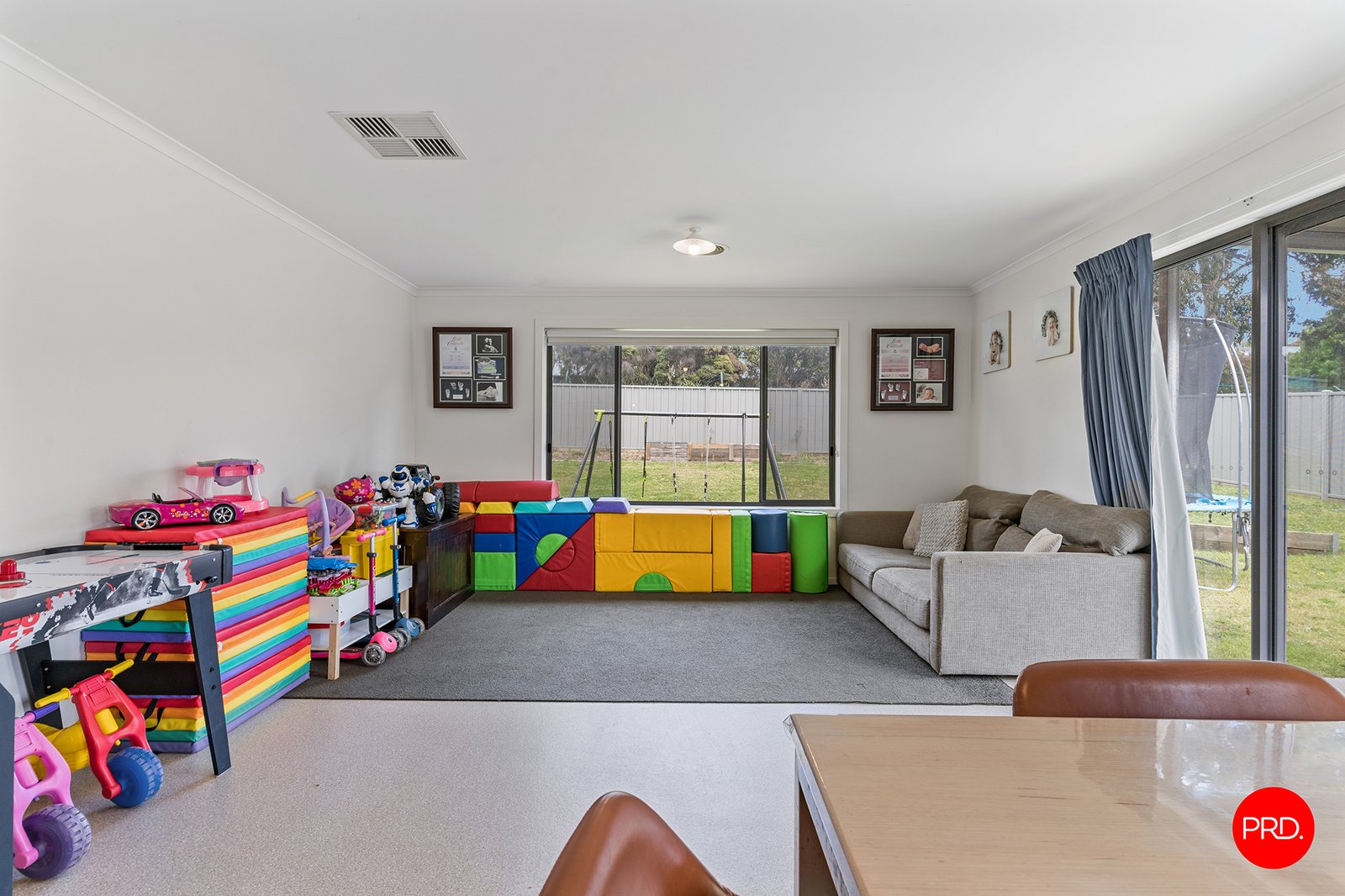 30 Topaz Avenue WHITE HILLS 8