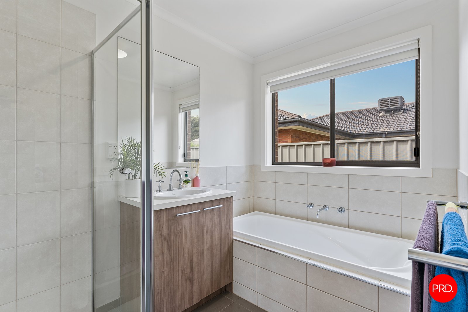 30 Topaz Avenue WHITE HILLS 15