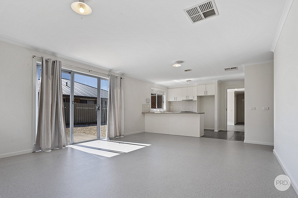 30 Topaz Avenue WHITE HILLS 5