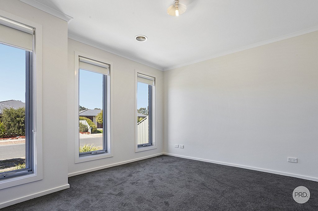 30 Topaz Avenue WHITE HILLS 7