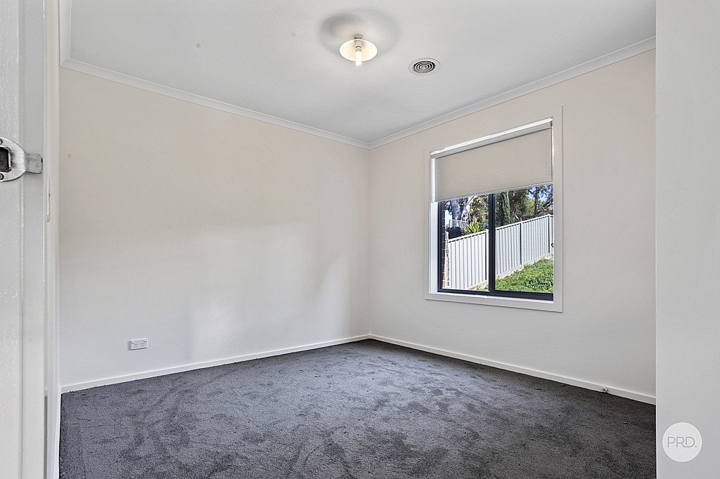 30 Topaz Avenue WHITE HILLS 10