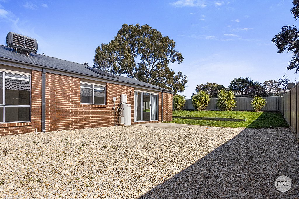 30 Topaz Avenue WHITE HILLS 13