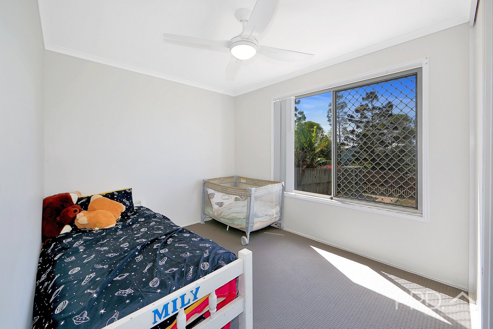 30 Victor Drive KAWUNGAN 17