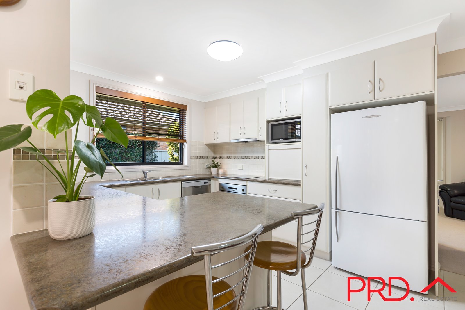30 Wagonia Drive KOOTINGAL 11