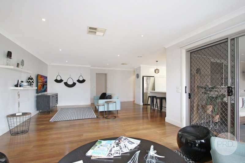 30 Waldner Court LAVINGTON 7