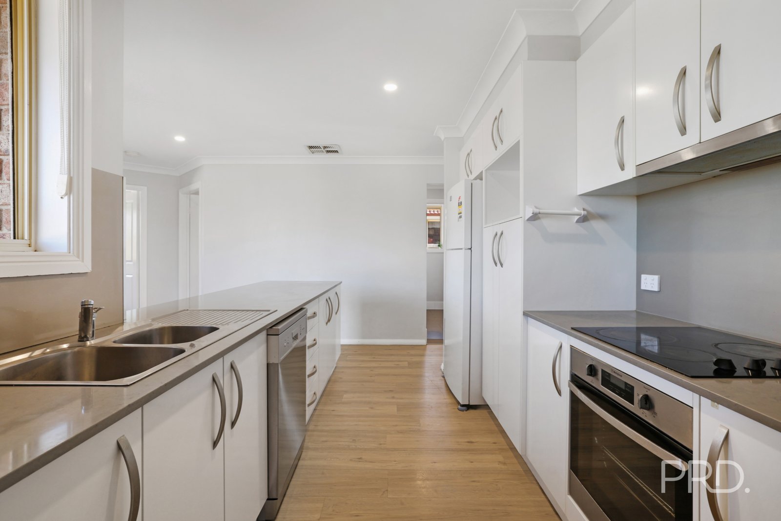 30 Wallamoul Street TAMWORTH 12