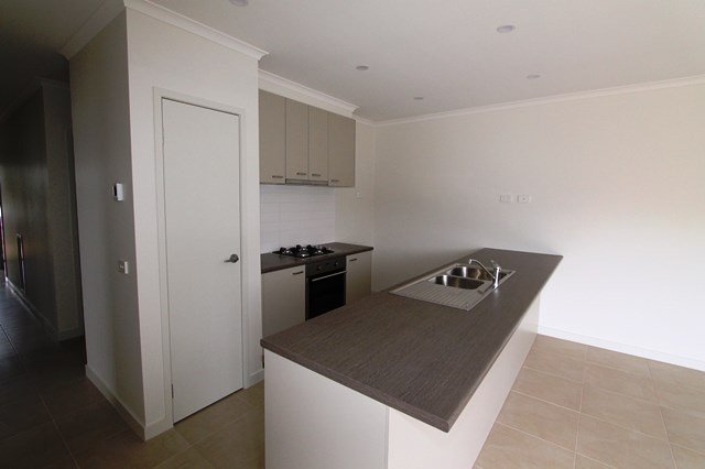 30 Warburton Drive Lucas 5