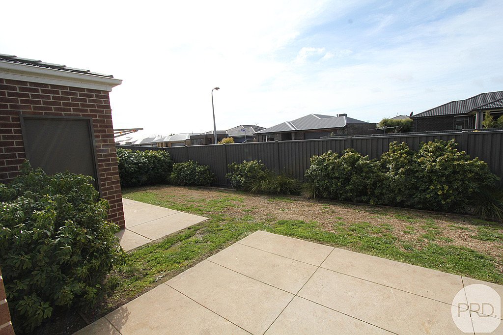 30 Warburton Drive LUCAS 11