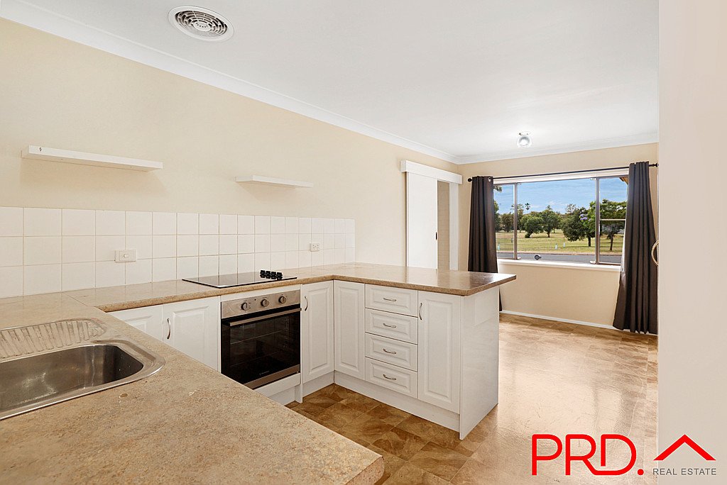 30 Waree Road TAMWORTH 6