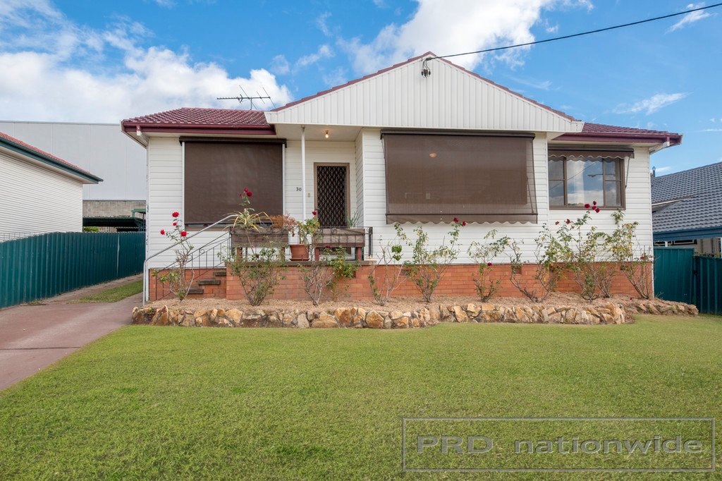 30 Weblands Street RUTHERFORD 1