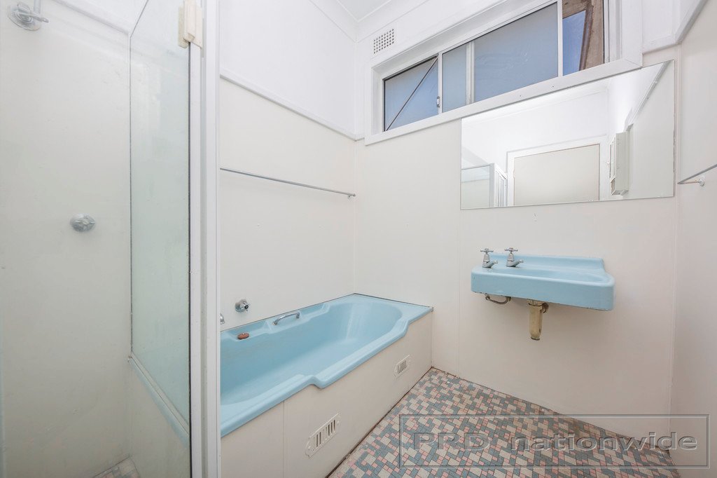 30 Weblands Street RUTHERFORD 11