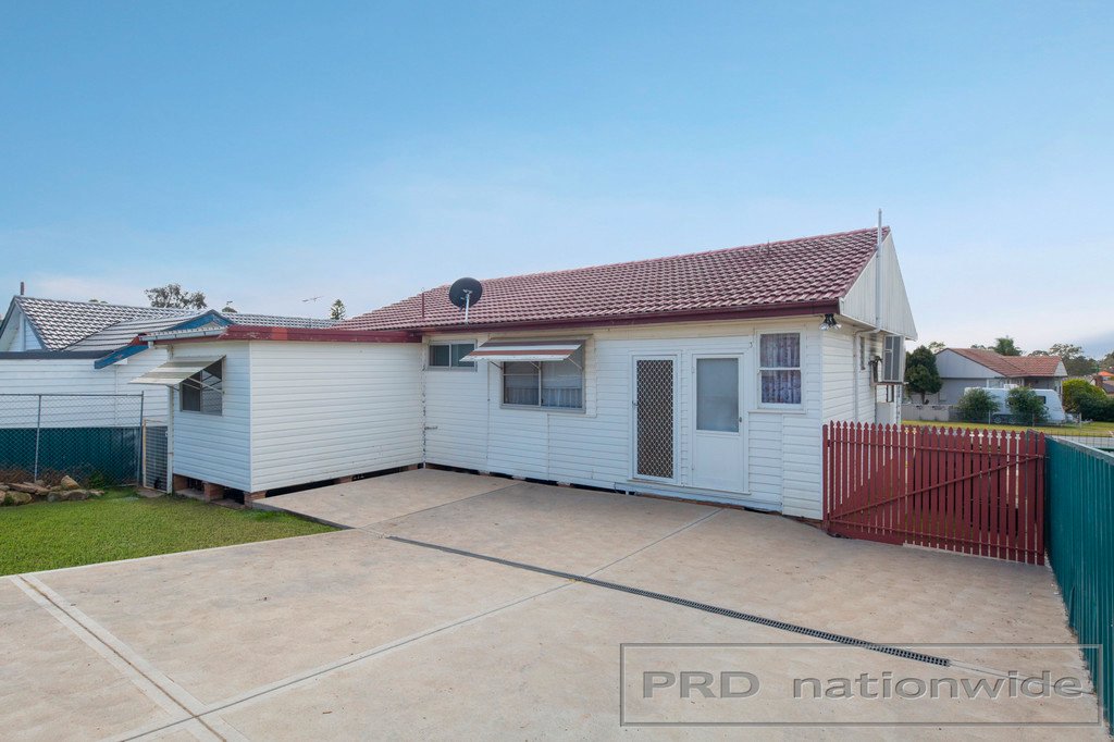 30 Weblands Street RUTHERFORD 15