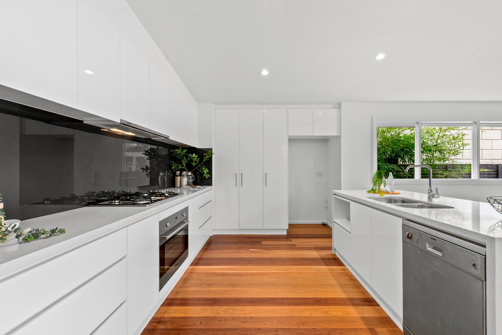 Gallery: 30 William Street