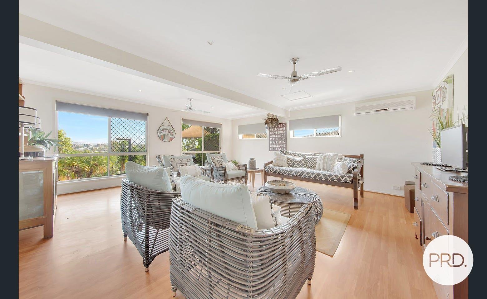 30 Wivenhoe Close CLINTON 12
