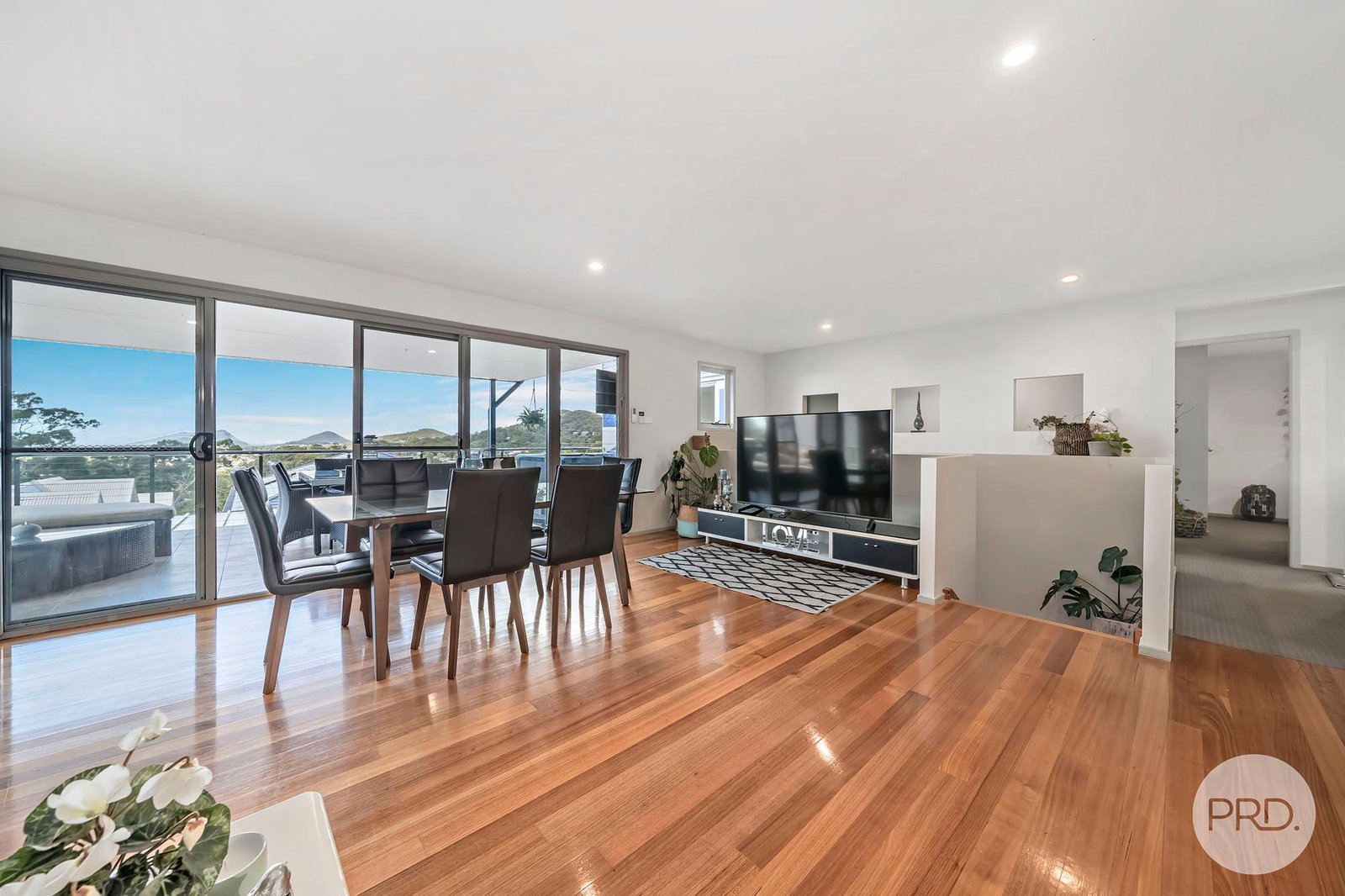 30 Wollomi Avenue NELSON BAY 4