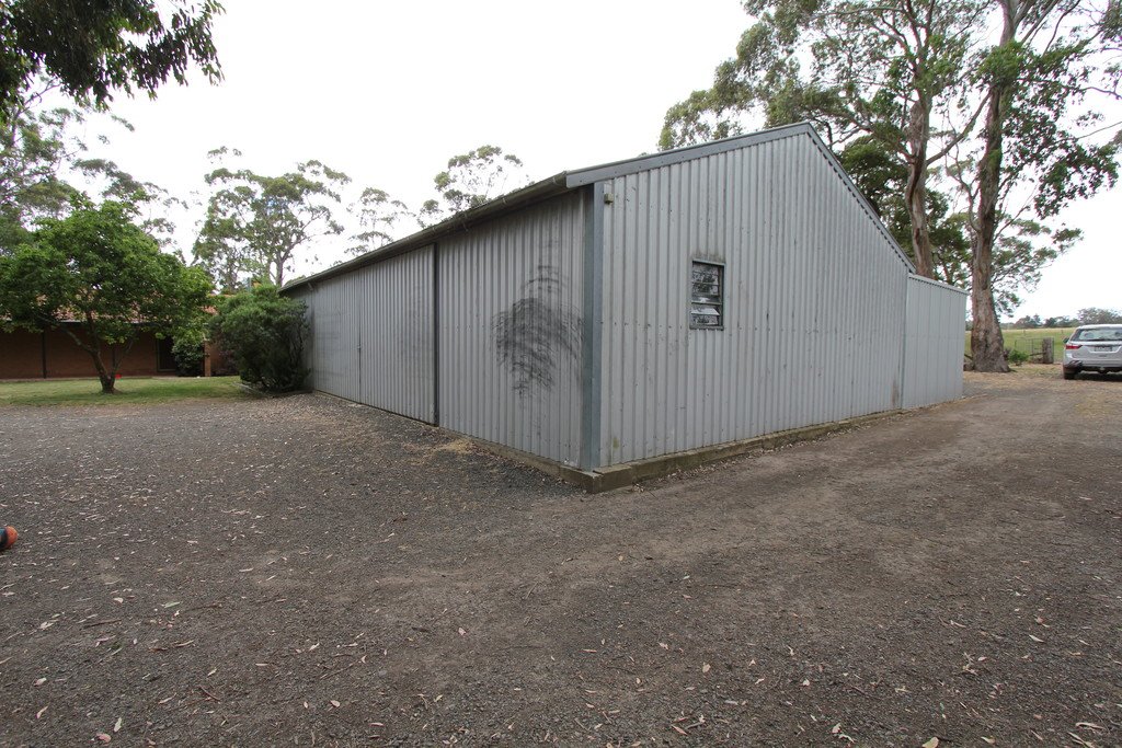 300 Greenhill Road MOUNT HELEN 14