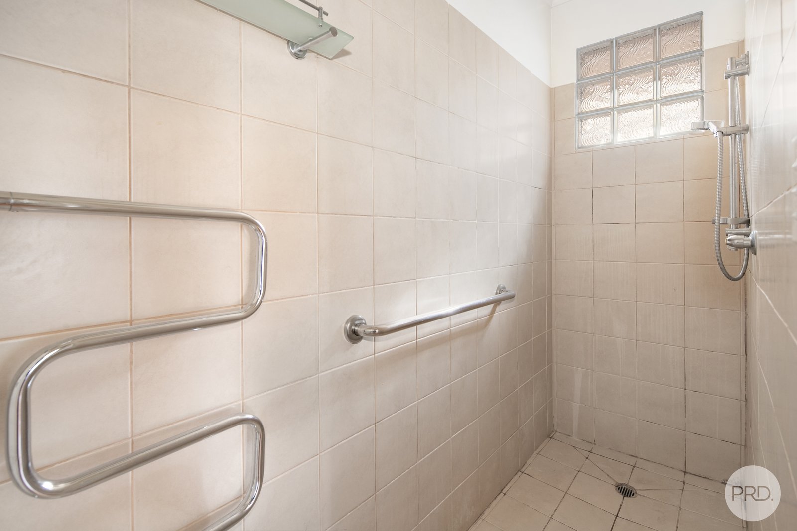 300 High Street LEARMONTH 10