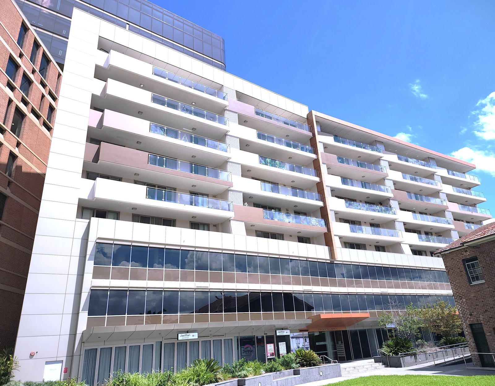 300 Macquarie Street LIVERPOOL 1