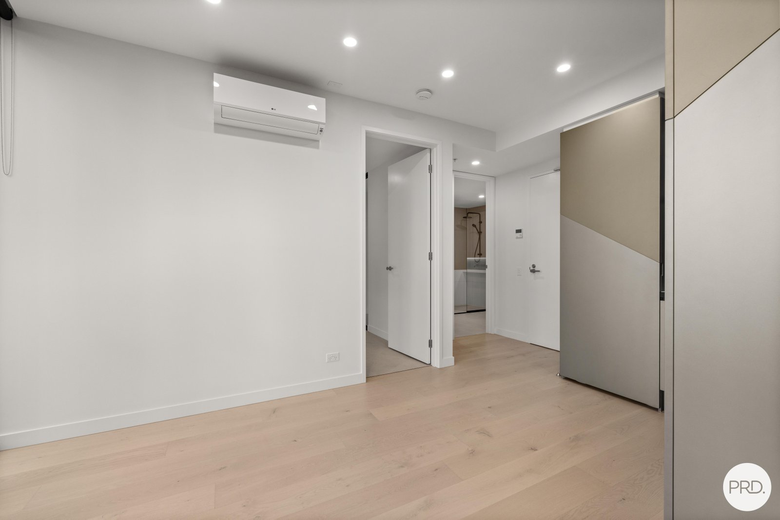 3005/138 Spencer Street MELBOURNE 3