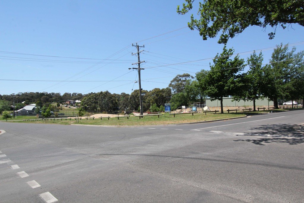 301 Forest Street BUNINYONG 18