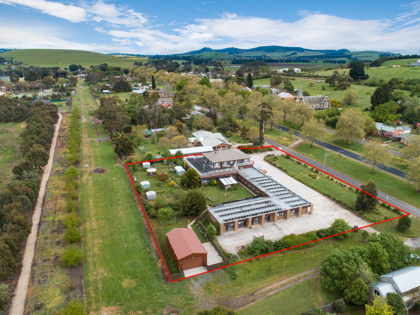 301 High Street LEARMONTH 1