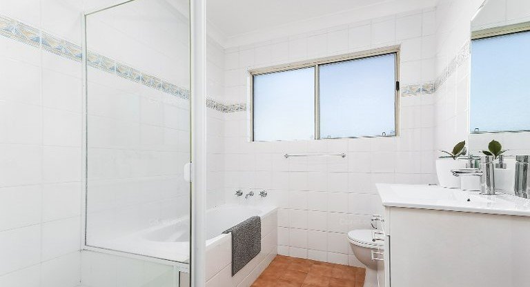 30/1 Hillview Street ROSELANDS 4