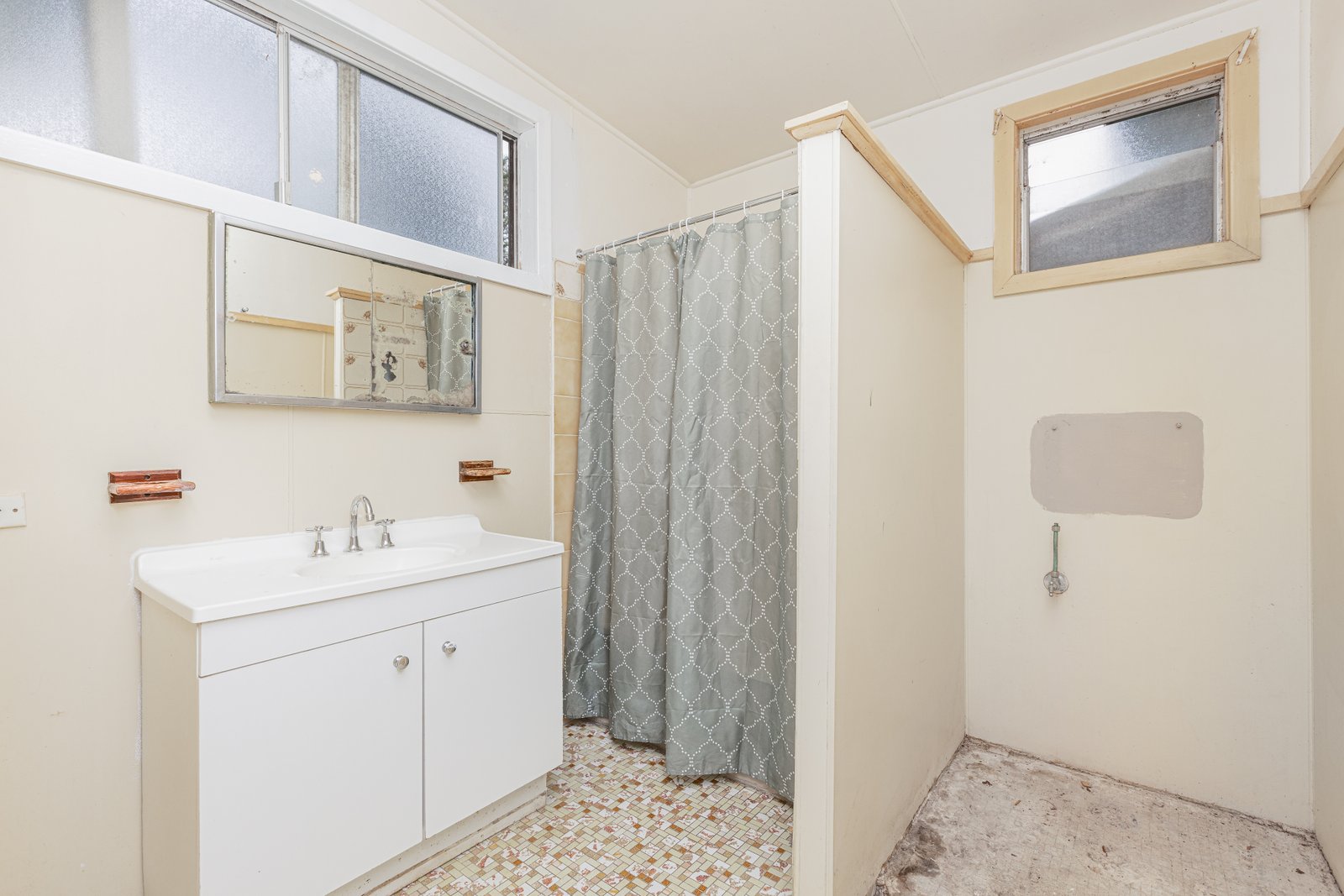 301 Hinton Road HINTON 18