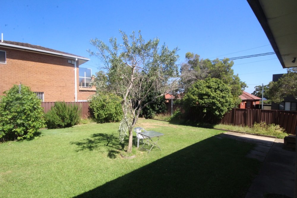 301 Kingsgrove Road KINGSGROVE 6