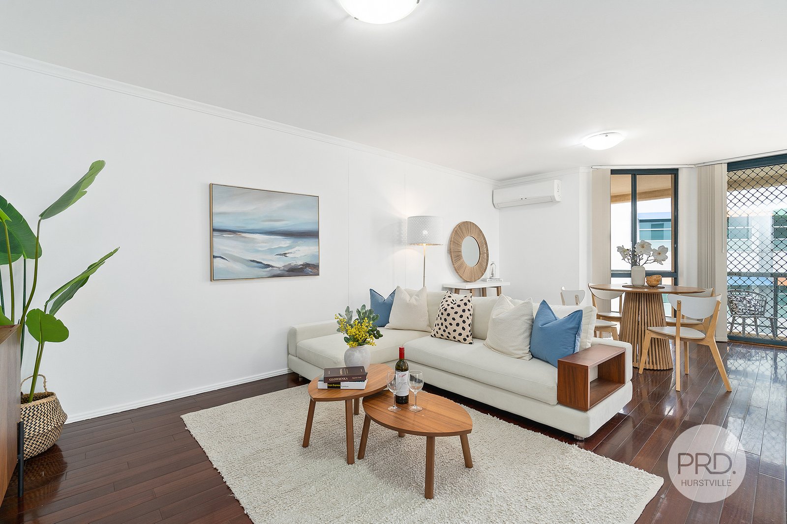 30/1 The Avenue HURSTVILLE 2