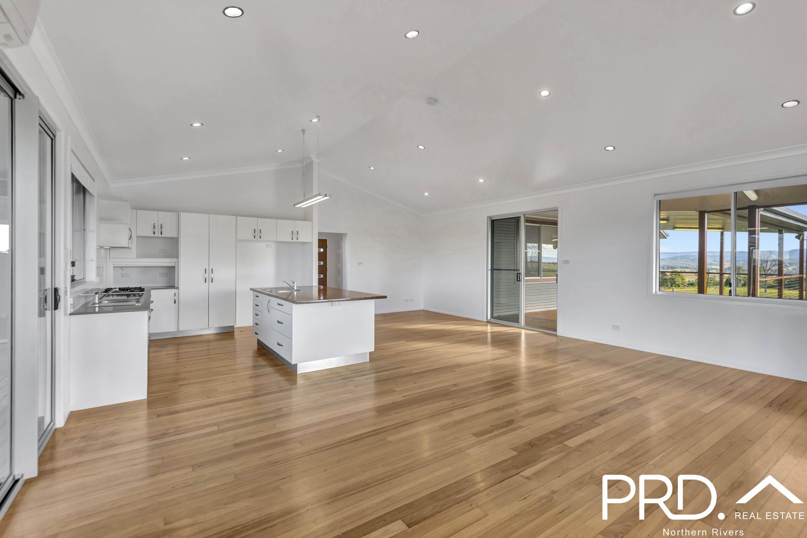 301 Upper Stratheden Road STRATHEDEN 9