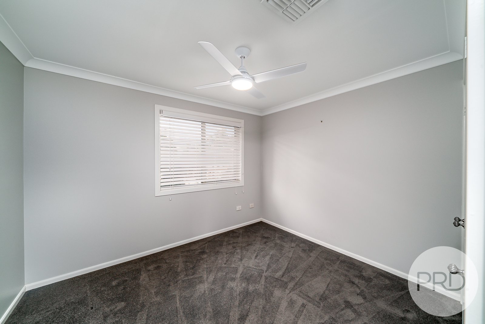 30/11-13 Crampton Street WAGGA WAGGA 9