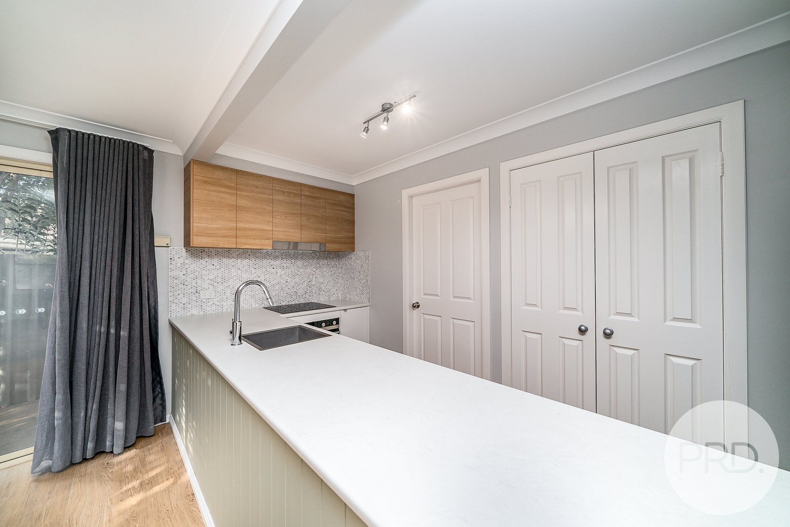 30/11-13 Crampton Street WAGGA WAGGA 4