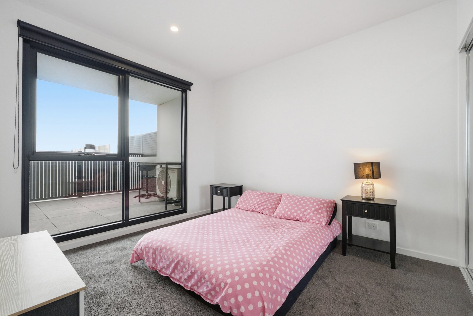 Gallery: 301/1 Aberdeen Road