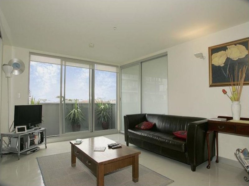 Gallery: 301/1 Danks Street