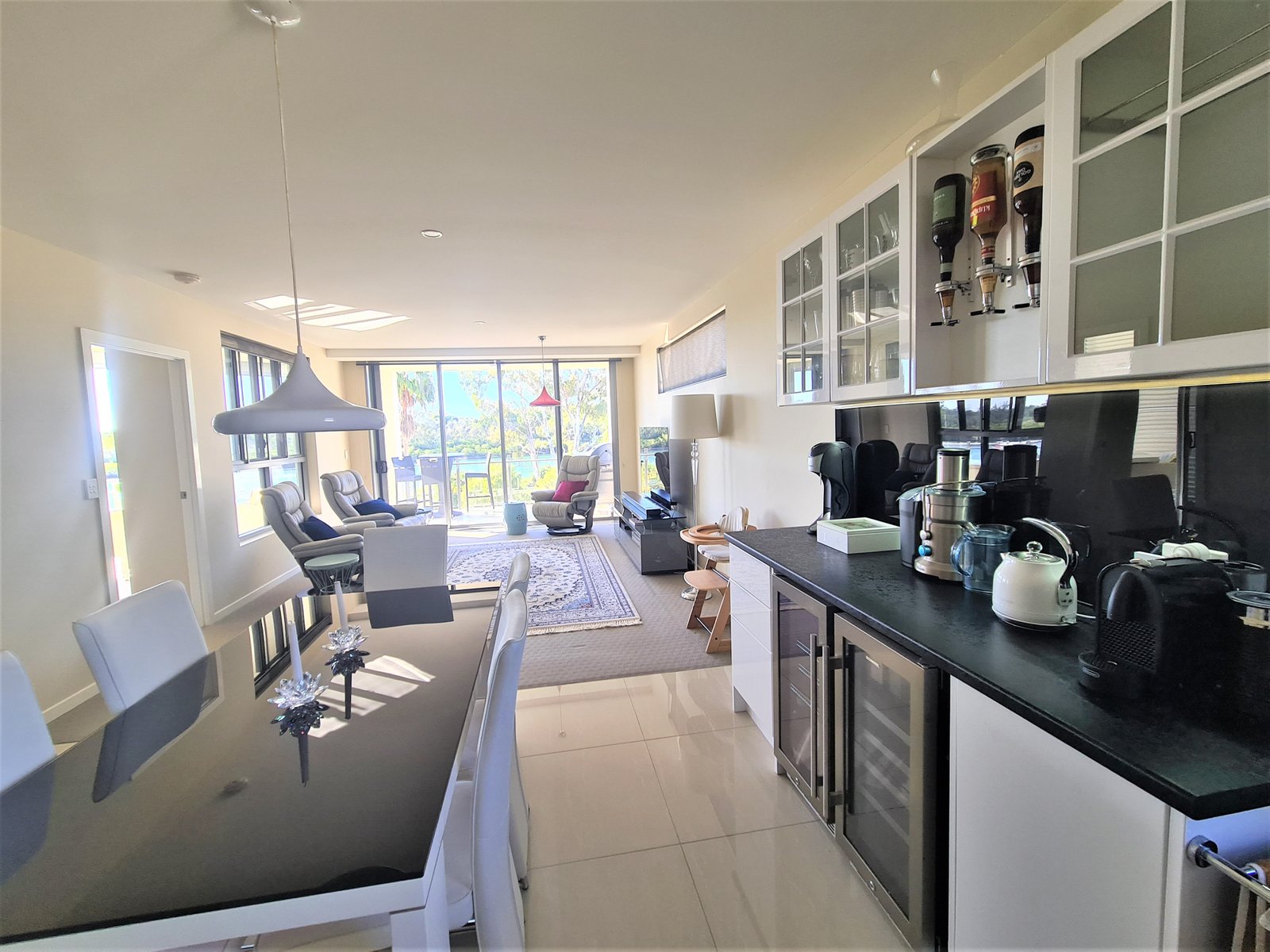 301/10 WYNDHAM Avenue BOYNE ISLAND 9