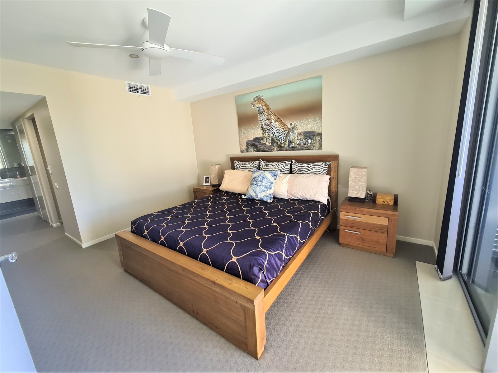 301/10 WYNDHAM Avenue BOYNE ISLAND 13