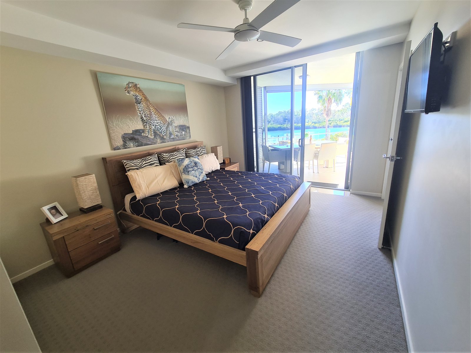 301/10 WYNDHAM Avenue BOYNE ISLAND 15