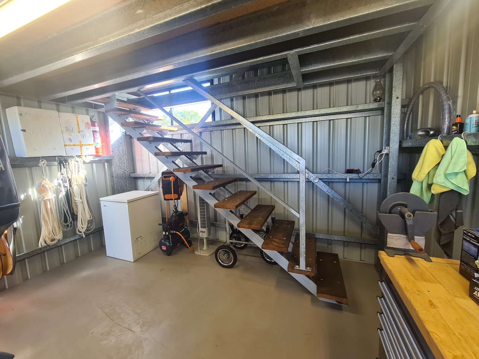 301/10 WYNDHAM Avenue BOYNE ISLAND 30