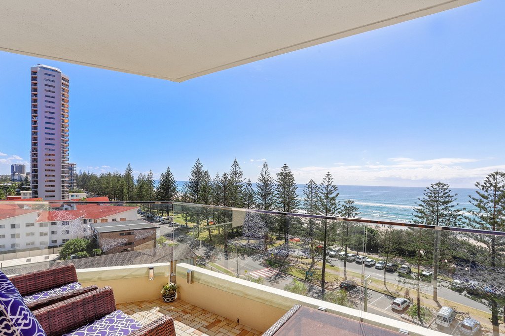 30/114 The Esplanade BURLEIGH HEADS 3