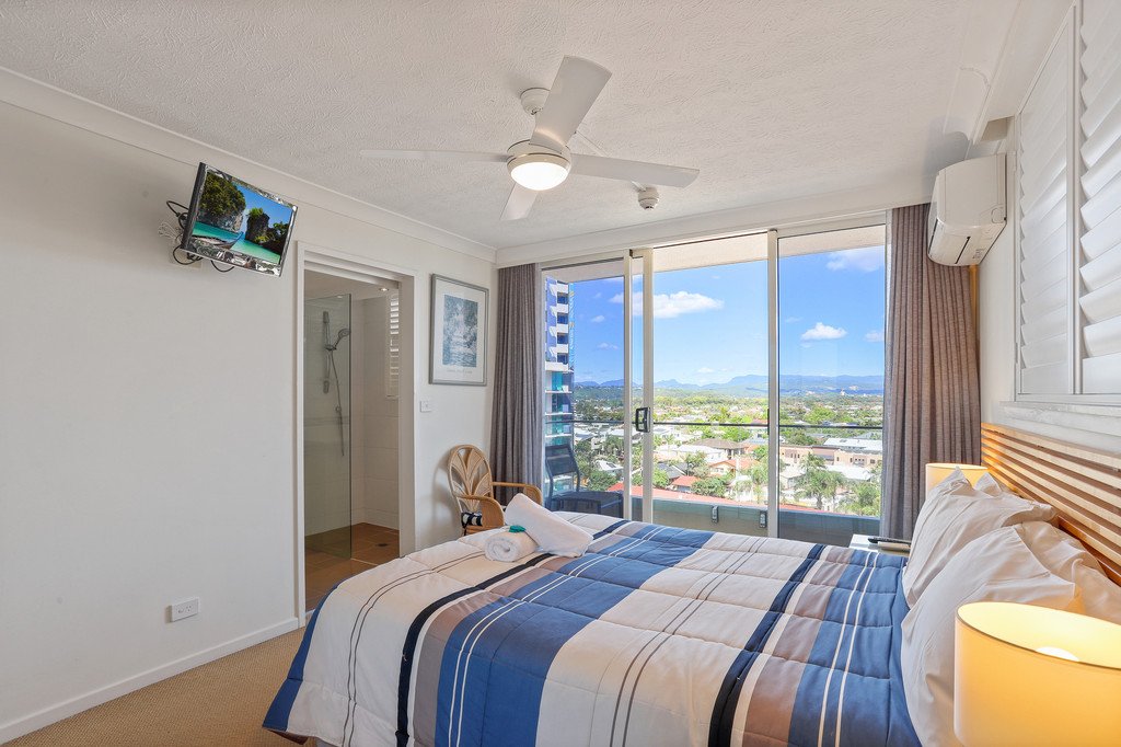 30/114 The Esplanade BURLEIGH HEADS 5