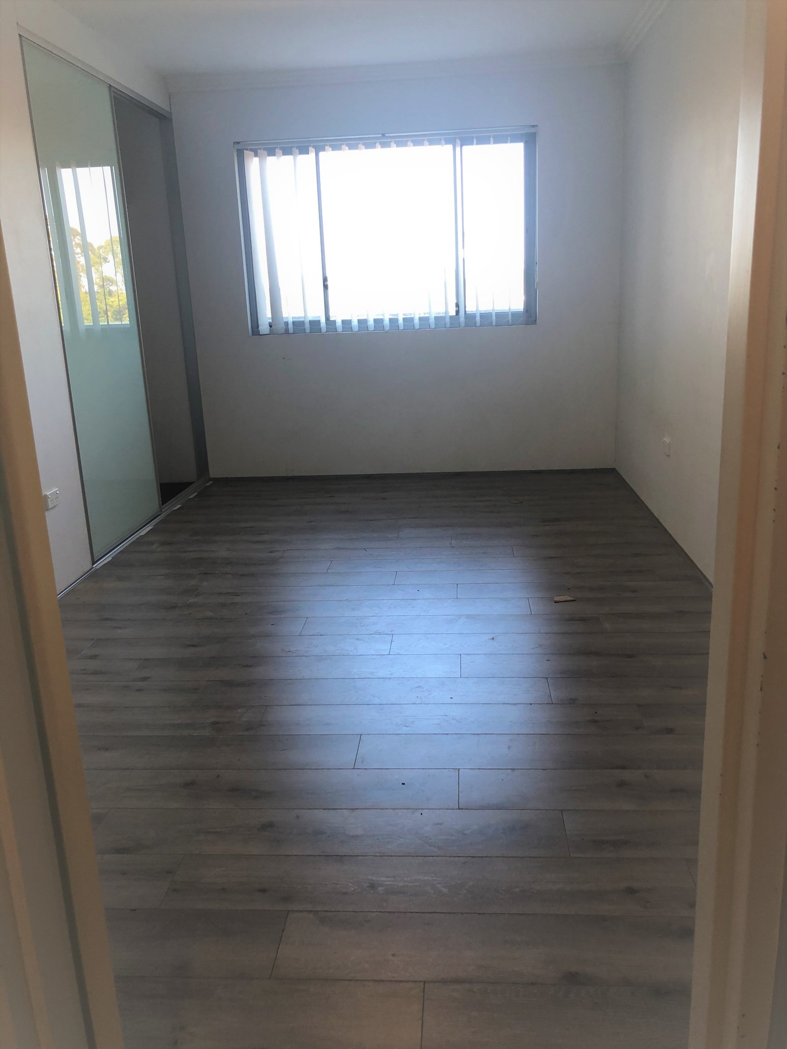 301/145 Woniora Road HURSTVILLE 9