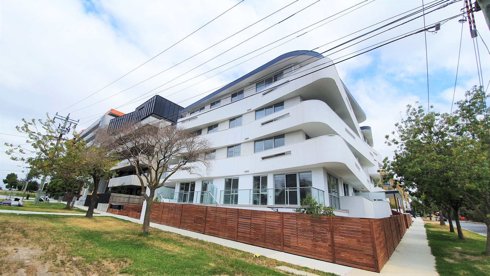 Gallery: 301/16-18 Dalgety Street