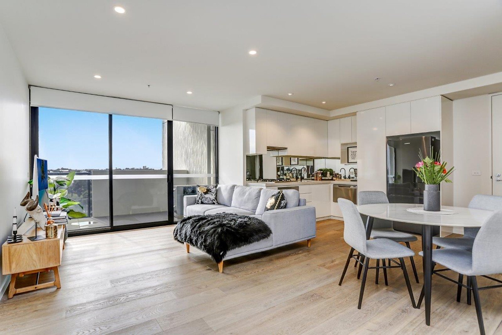 301/2 Moonering Drive, Coburg VIC 3058