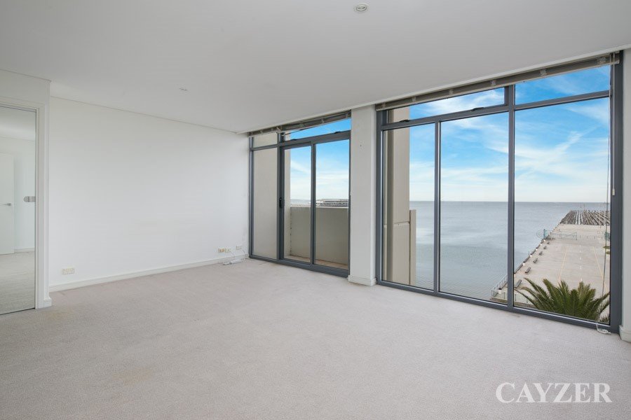 Gallery: 301/2 Pier Street
