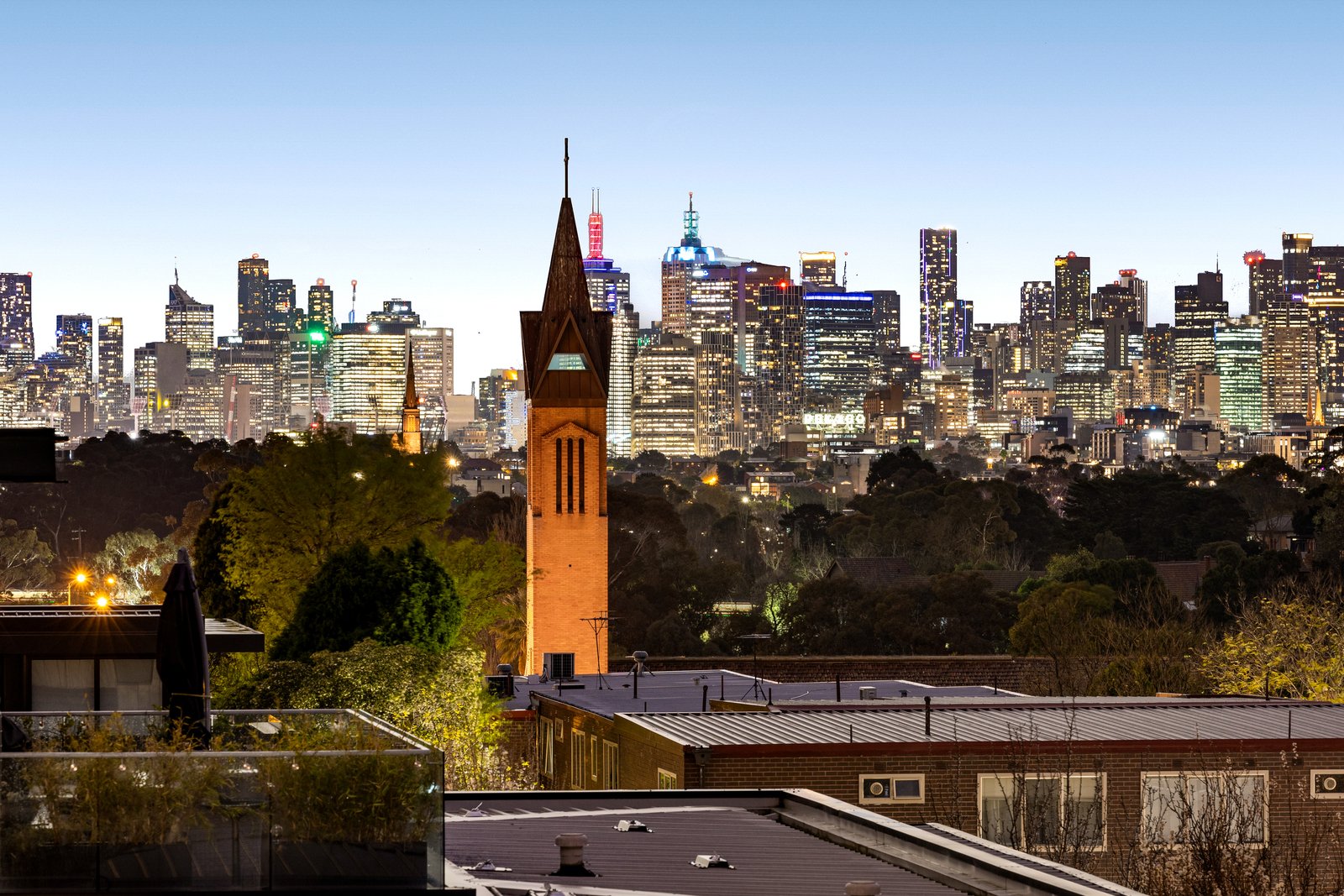 301/21 Riversdale Road, Hawthorn, 3122