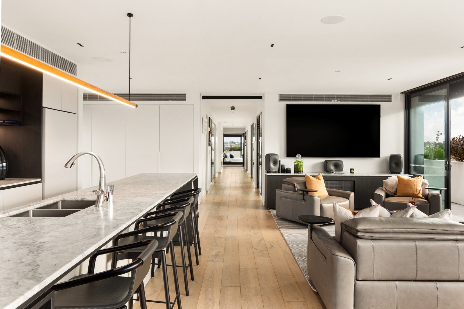 301/21 Riversdale Road, Hawthorn, 3122