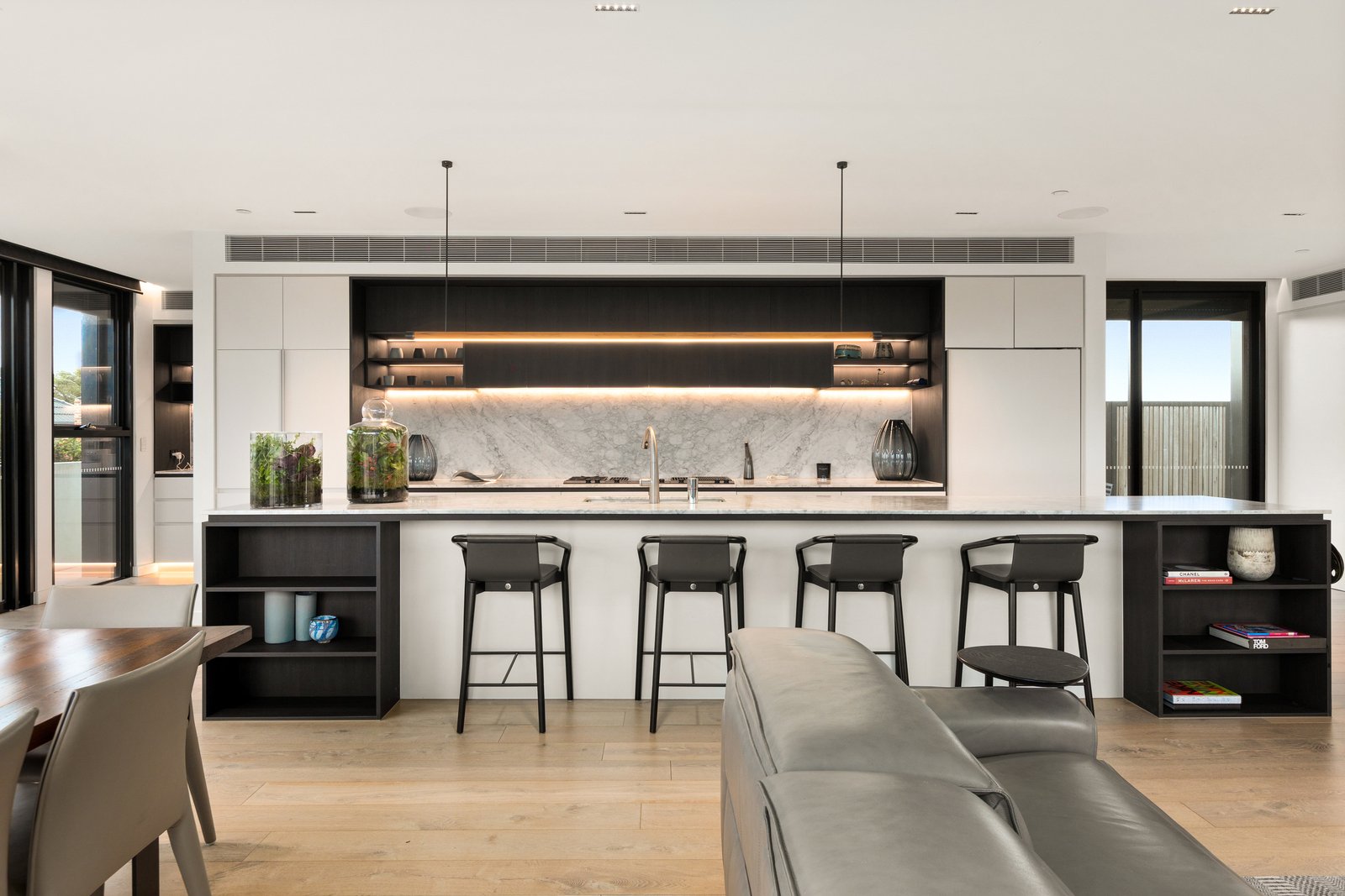 301/21 Riversdale Road, Hawthorn, 3122