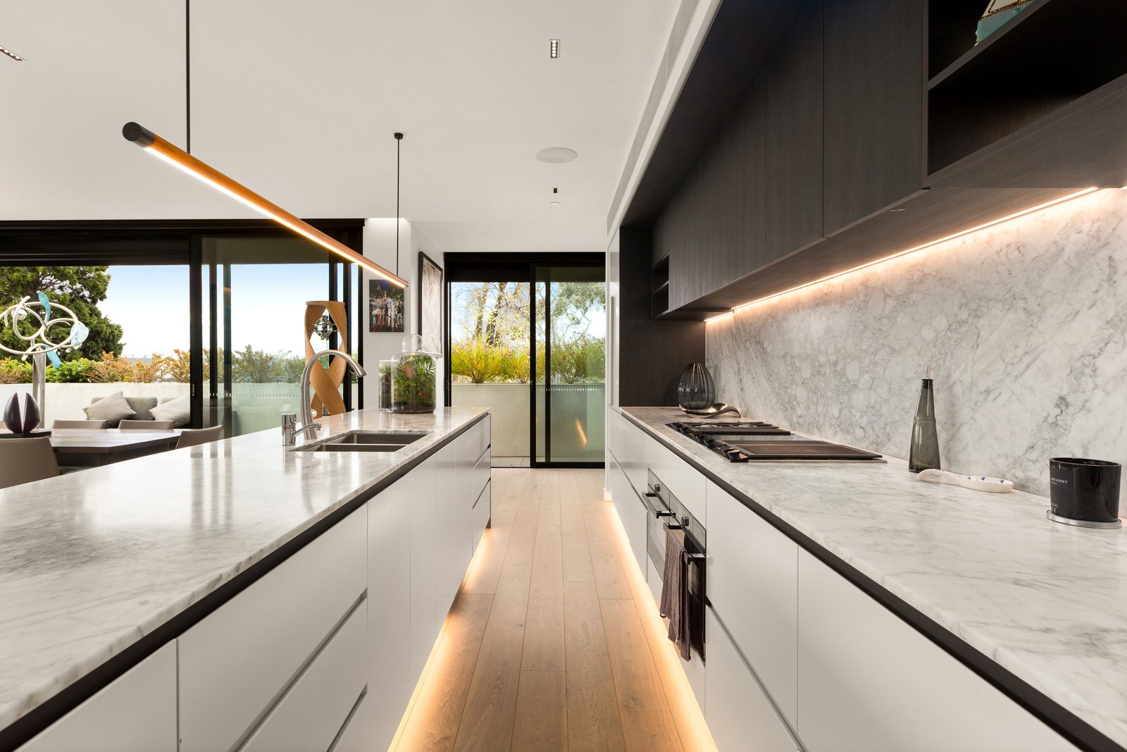 301/21 Riversdale Road, Hawthorn, 3122